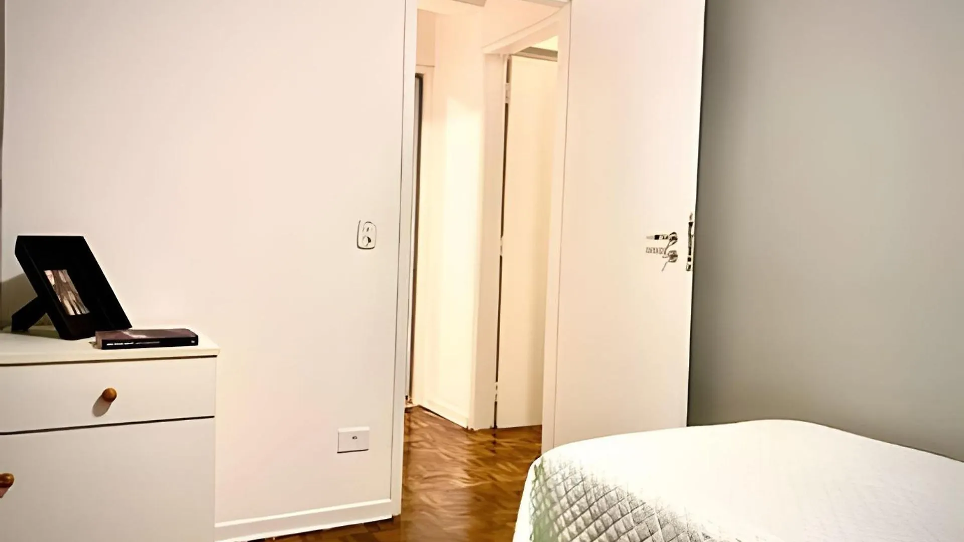 Vila Olimpia Tree - 3 Dorm Vaga Wifi Metro Sao Paulo 0*,